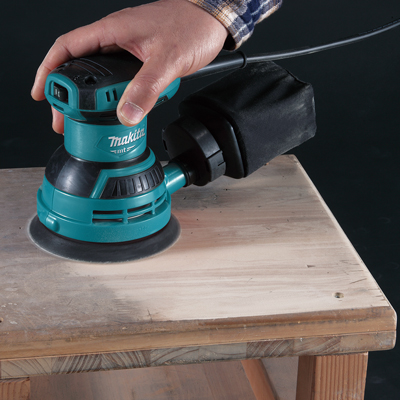 LIJADORA MAKITA MT AZUL 5”    240W