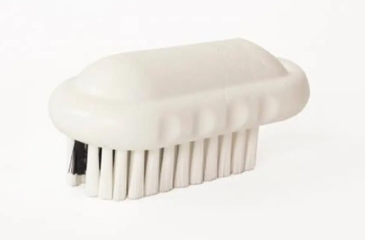 CEPILLO PARA MANOS Y UÑAS CASTOR 4901
