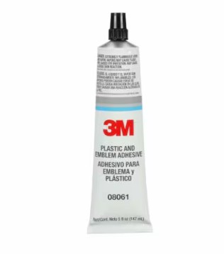 ADHESIVO PARA EMBLEMAS    8061